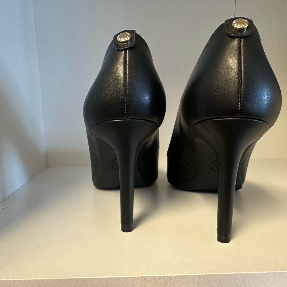 Elegant Black Stiletto Heels-Brand New
